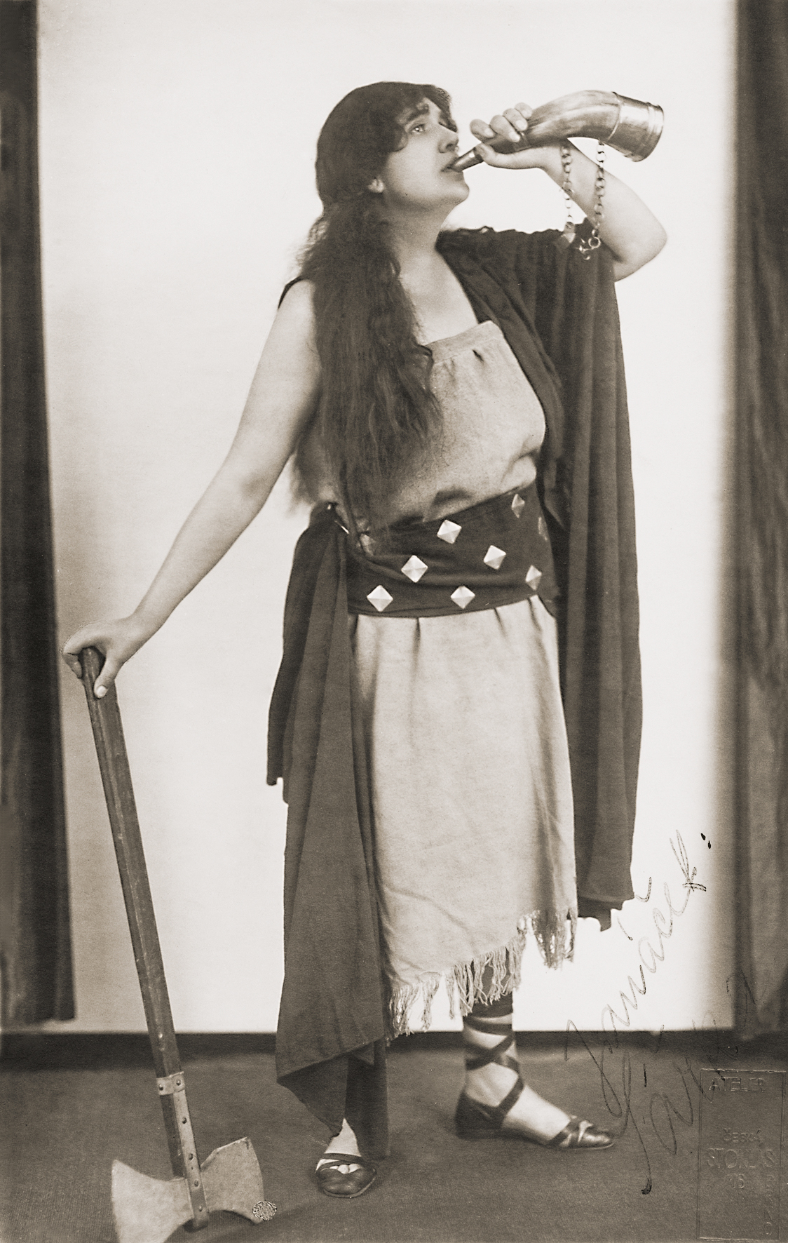 Hana Pírková in the title role of the first performance of the opera Šárka (1925) © Moravian Museum