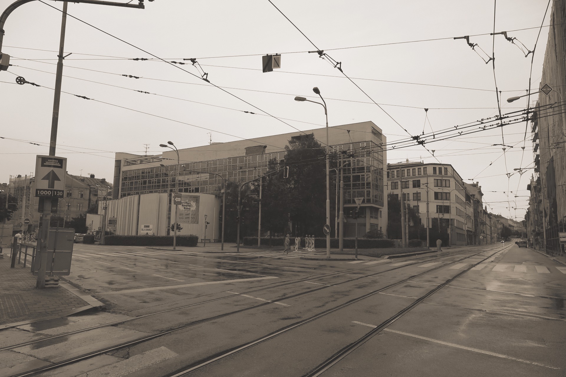 Esquina de la calle Veveří y la plaza Žerotín en la actualidad. Foto: Jiří Zahrádka